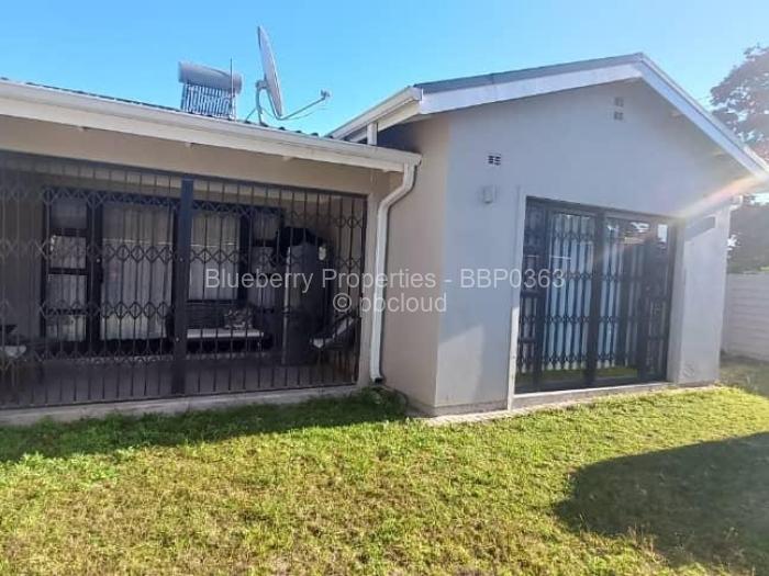 Townhouse/Cluster to Rent in Greendale, Harare