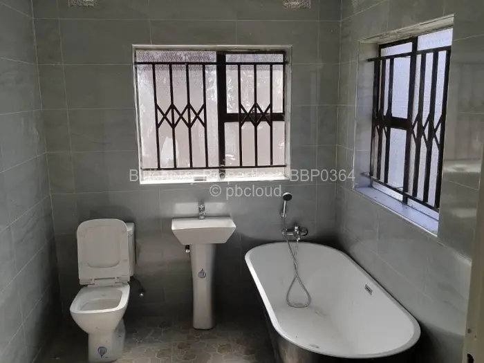 4 Bedroom House for Sale in Mabvazuva Estates, Ruwa