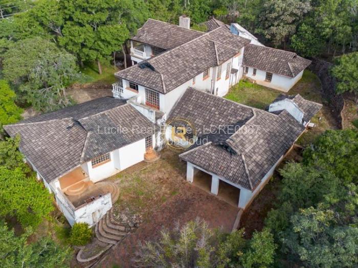 6 Bedroom House for Sale in Shawasha Hills, Harare