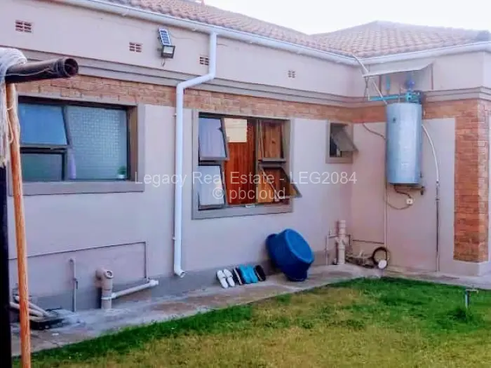 4 Bedroom House for Sale in Pomona, Harare
