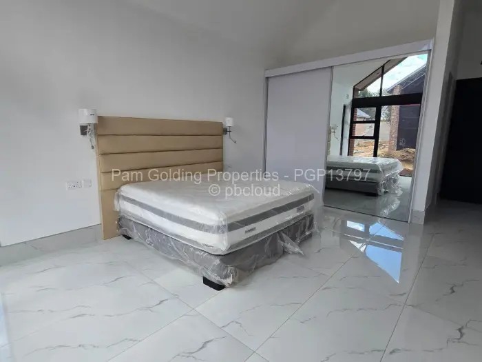 Townhouse/Cluster for Sale in Hillside Byo, Bulawayo