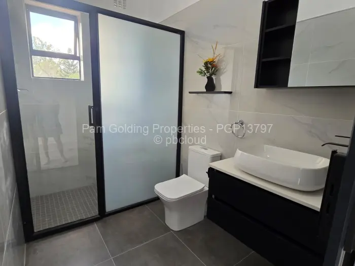 Townhouse/Cluster for Sale in Hillside Byo, Bulawayo