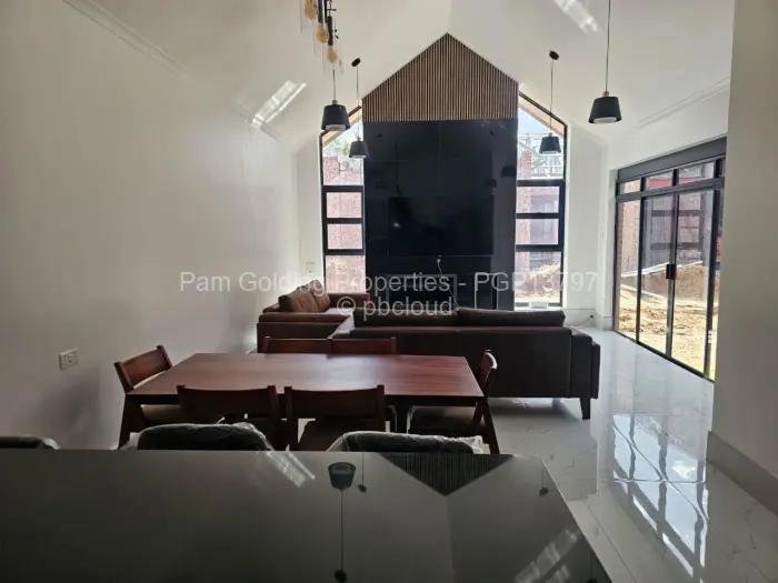 Townhouse/Cluster for Sale in Hillside Byo, Bulawayo