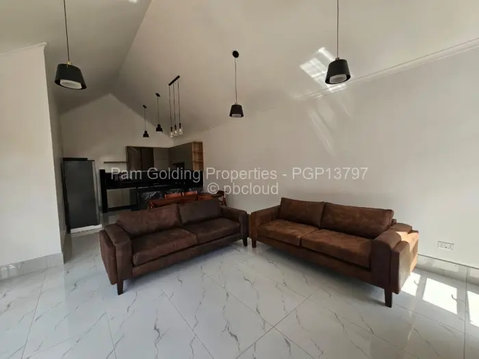 Townhouse/Cluster for Sale in Hillside Byo, Bulawayo