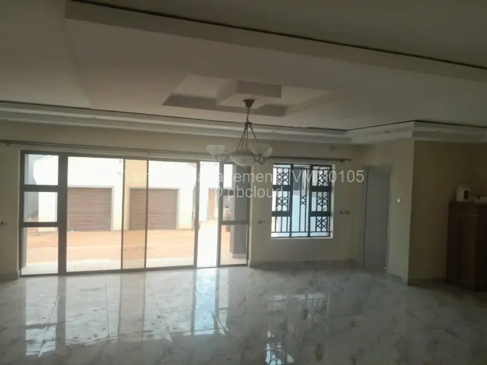 2 Bedroom House to Rent in Bluff Hill