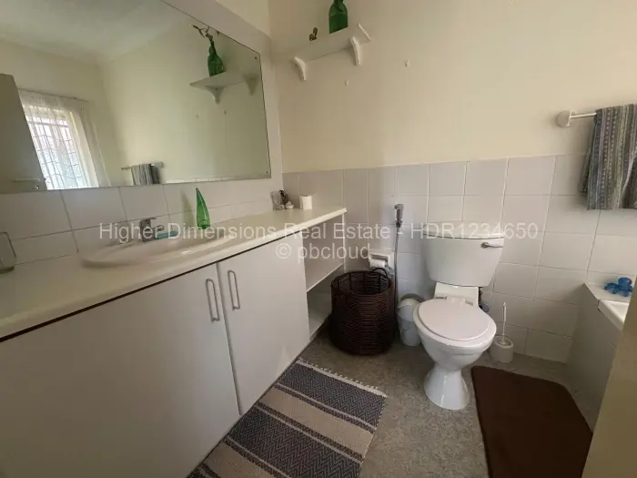 House to Rent in Dandaro, Harare