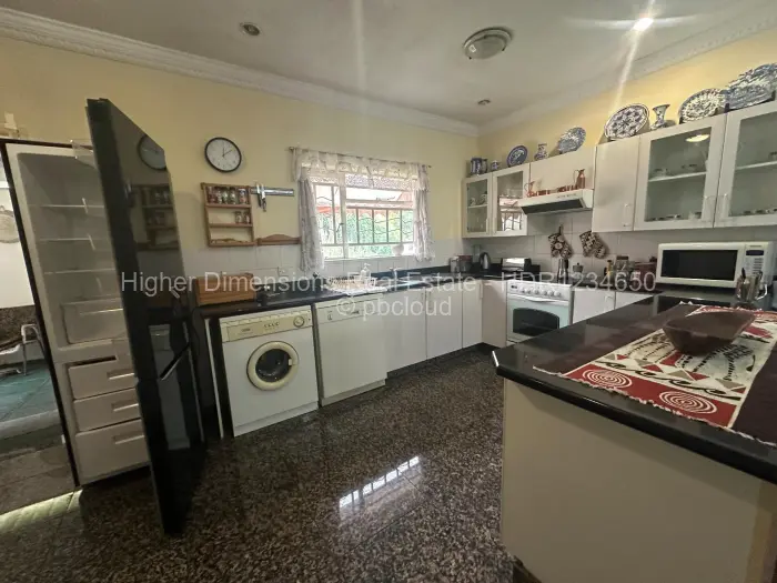 House to Rent in Dandaro, Harare