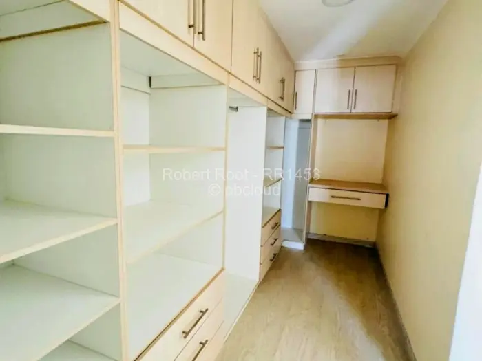 Townhouse/Cluster for Sale in Greystone Park, Harare