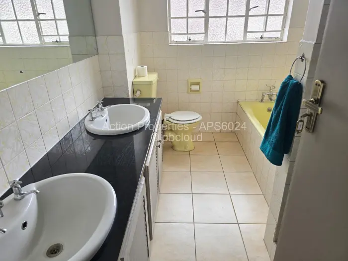 3 Bedroom Cottage/Garden Flat for Sale in Avenues, Harare