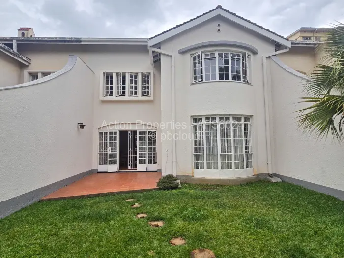 3 Bedroom Cottage/Garden Flat for Sale in Avenues, Harare