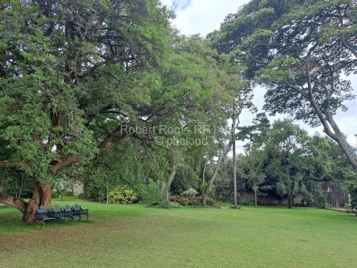 5 Bedroom House for Sale in Highlands, Harare