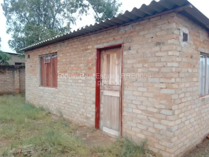 Residential Stand for Sale in Norton, Norton