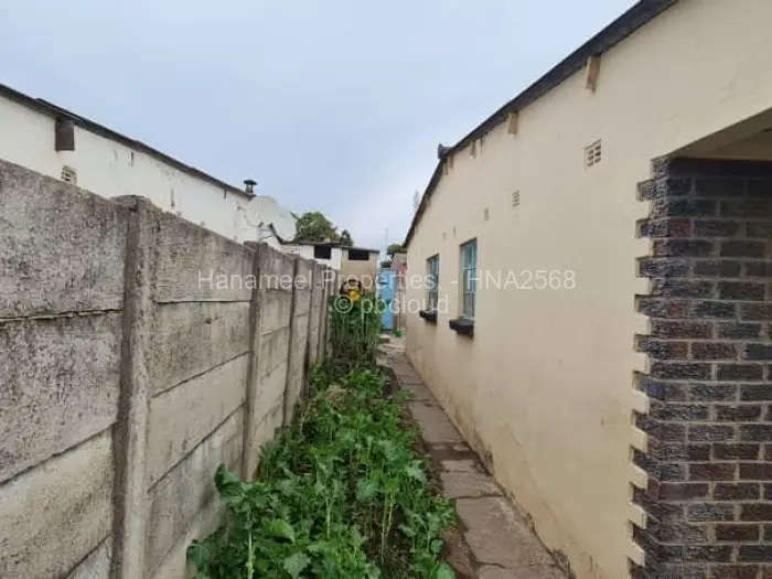 3 Bedroom House for Sale in Highfield, Harare