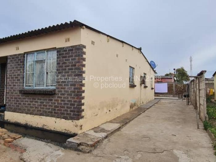 3 Bedroom House for Sale in Highfield, Harare