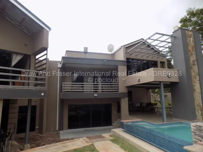 7 Bedroom House to Rent in Rolf Valley