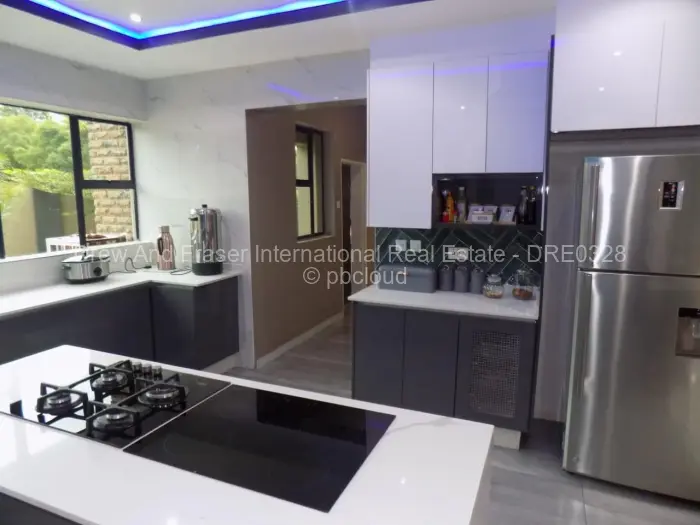 7 Bedroom House to Rent in Rolf Valley