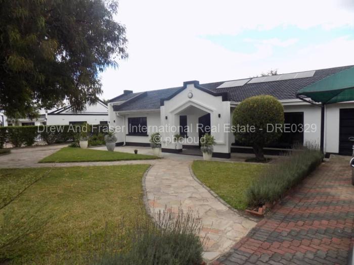 Townhouse/Cluster for Sale in Greendale, Harare