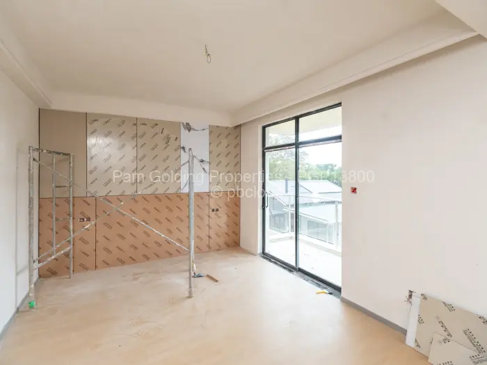 Townhouse/Cluster for Sale in Highlands, Harare