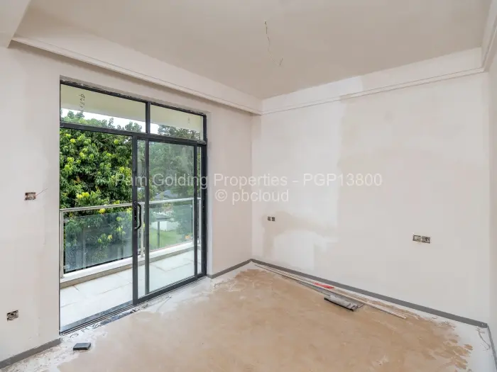 Townhouse/Cluster for Sale in Highlands, Harare