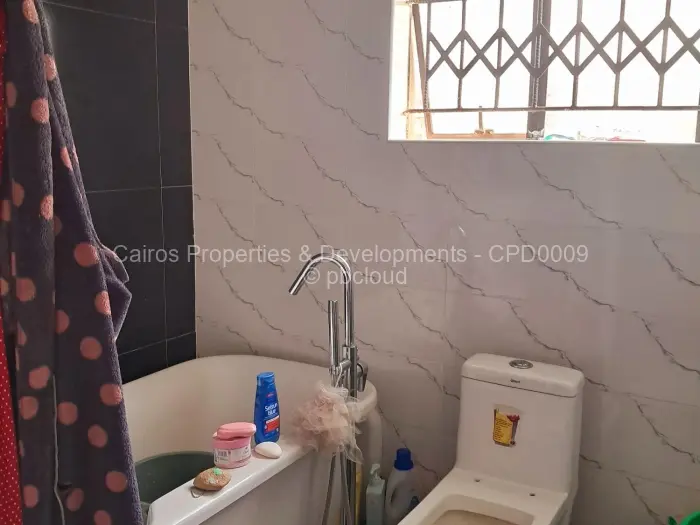 5 Bedroom House for Sale in Pomona, Harare