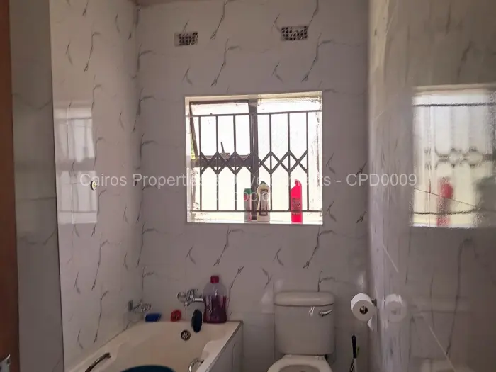 5 Bedroom House for Sale in Pomona, Harare