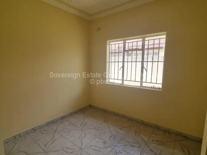 4 Bedroom House for Sale in Mainway Meadows, Harare