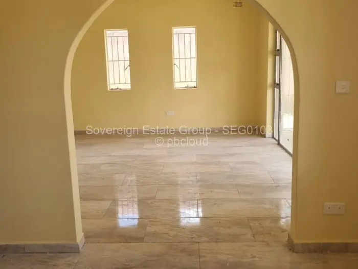 4 Bedroom House for Sale in Mainway Meadows, Harare