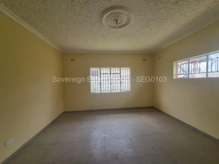 4 Bedroom House for Sale in Mainway Meadows, Harare