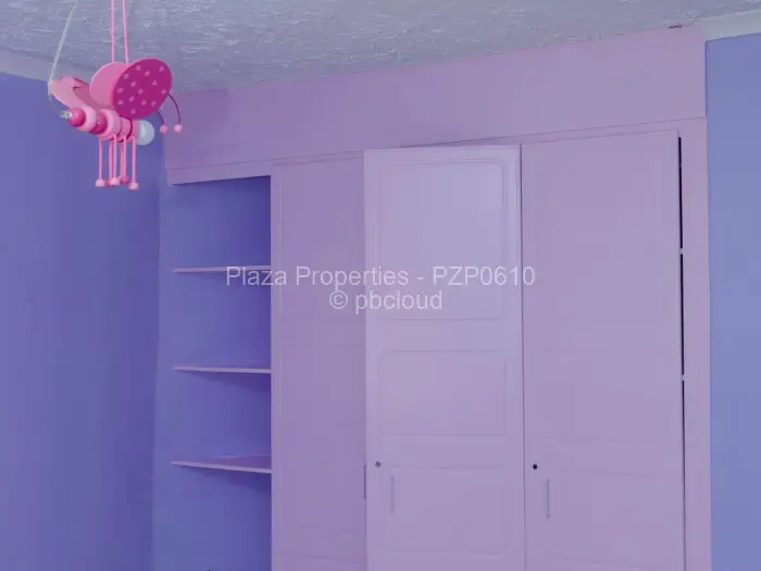 8 Bedroom House to Rent in Glen Lorne