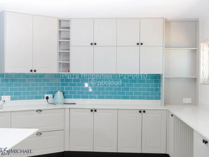 8 Bedroom House to Rent in Glen Lorne