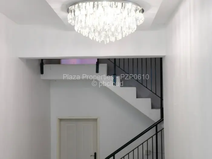 8 Bedroom House to Rent in Glen Lorne