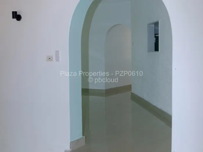 8 Bedroom House to Rent in Glen Lorne