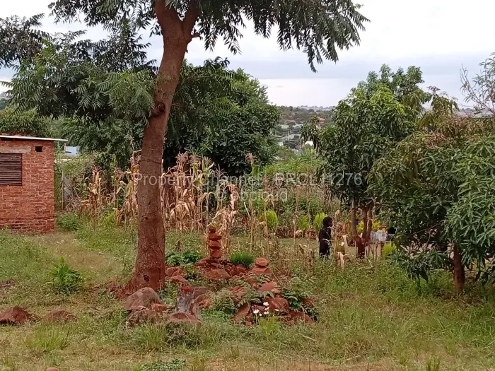 Residential Stand for Sale in Hatcliffe, Harare