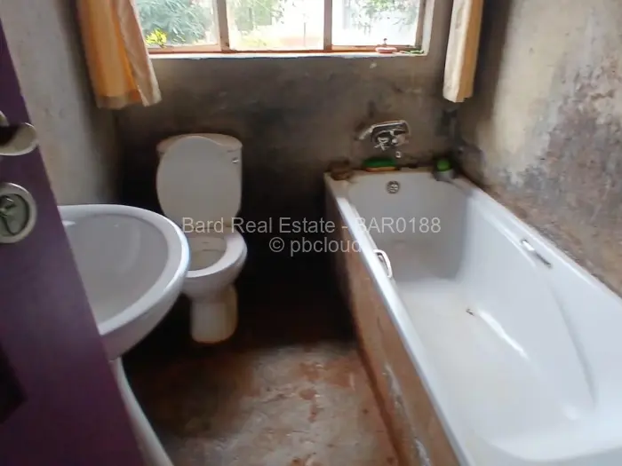 3 Bedroom Cottage/Garden Flat for Sale in Shawasha Hills, Harare
