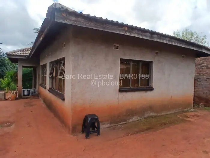 3 Bedroom Cottage/Garden Flat for Sale in Shawasha Hills, Harare