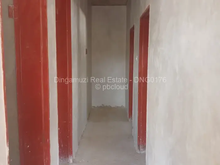 Flat/Apartment for Sale in Chipukutu Park, Ruwa