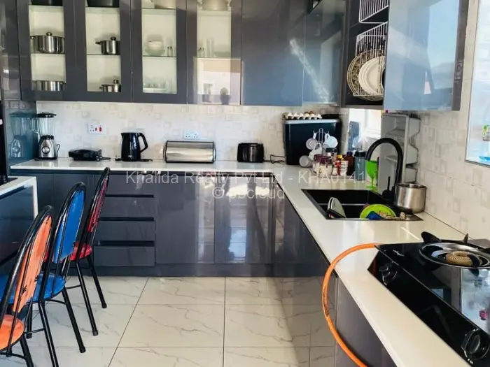 4 Bedroom House to Rent in Arlington