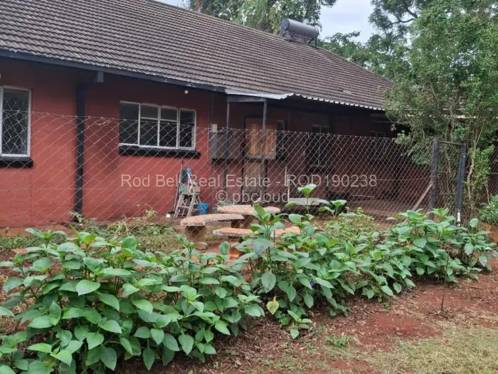 3 Bedroom House to Rent in Greendale