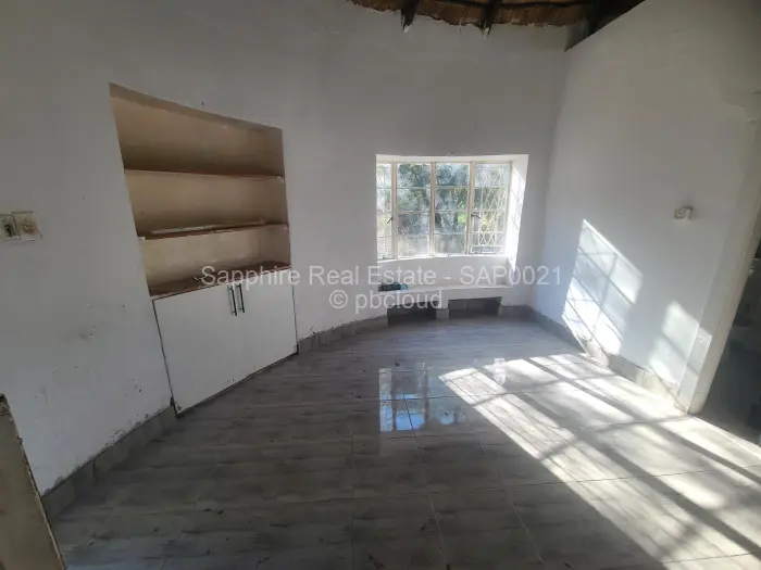 1 Bedroom House for Sale in Burnside, Bulawayo