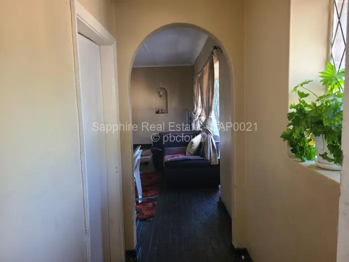 1 Bedroom House for Sale in Burnside, Bulawayo