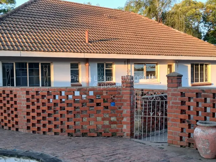 3 Bedroom House to Rent in Hillside, Harare