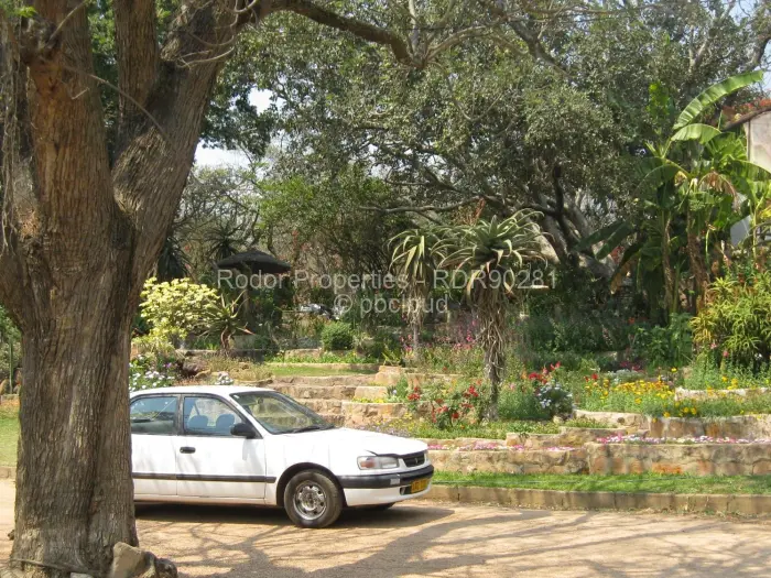 3 Bedroom House for Sale in Burnside, Bulawayo