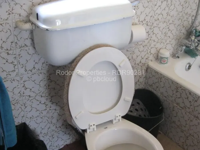 3 Bedroom House for Sale in Burnside, Bulawayo