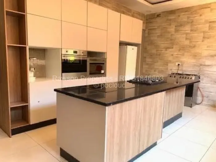 5 Bedroom House for Sale in Borrowdale, Harare