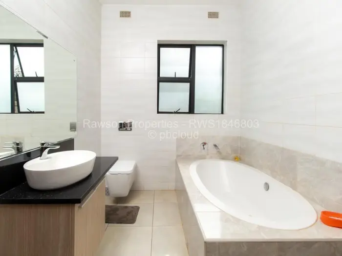 5 Bedroom House for Sale in Borrowdale, Harare