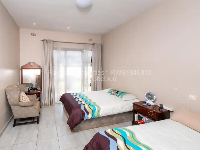 5 Bedroom House for Sale in Borrowdale, Harare
