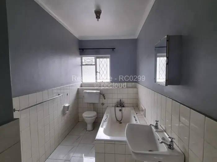 Townhouse/Cluster to Rent in Avenues