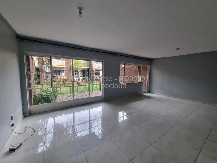 Townhouse/Cluster to Rent in Avenues