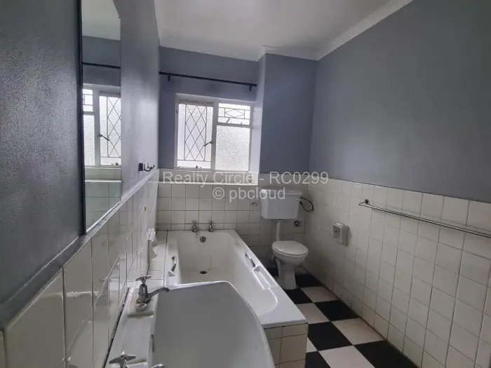 Townhouse/Cluster to Rent in Avenues