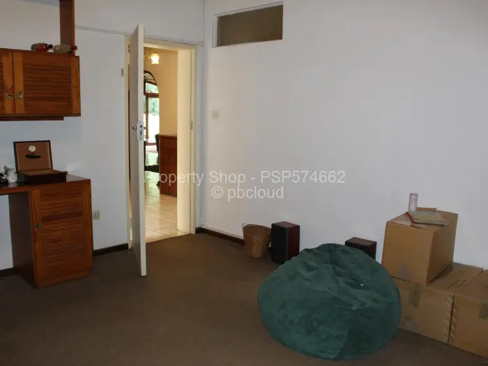 5 Bedroom House to Rent in Avondale, Harare